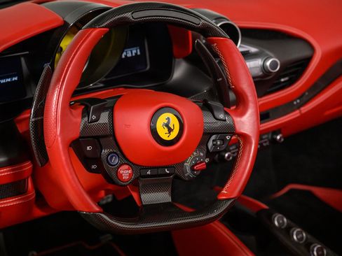 Certified 2023 Ferrari F8 Tributo RWD image 25