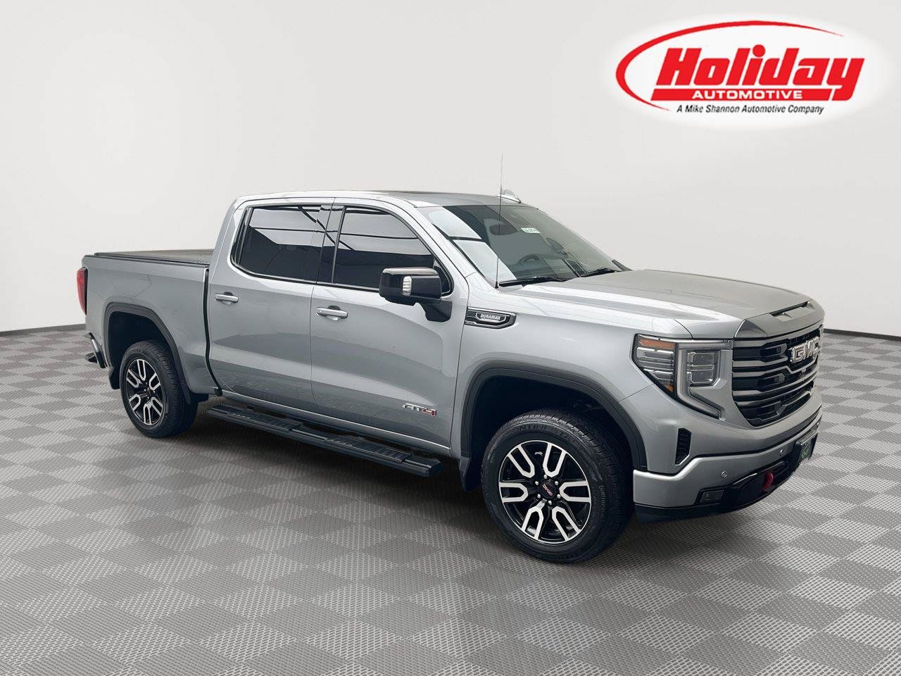 Certified 2023 GMC Sierra 1500 AT4 w/ Technology Package AWD/4WD image 1