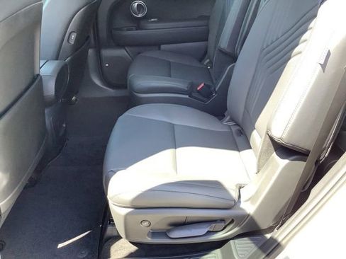 New 2026 Hyundai Palisade SEL Premium FWD image 10