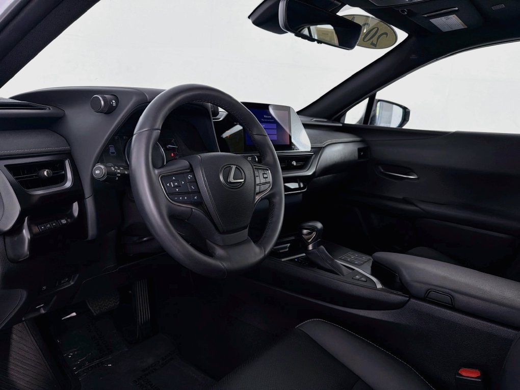 Used 2024 Lexus UX 250h FWD w/ Premium Package image 14