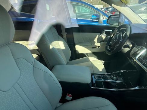 Certified 2023 Kia Sorento SX Prestige image 11