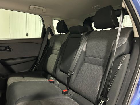 Used 2022 Nissan Rogue S AWD/4WD image 27