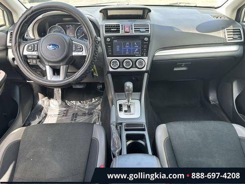 Used 2017 Subaru Crosstrek 2.0i Premium AWD/4WD image 11