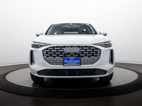 Used 2025 Audi Q5 Premium Plus AWD/4WD image 23