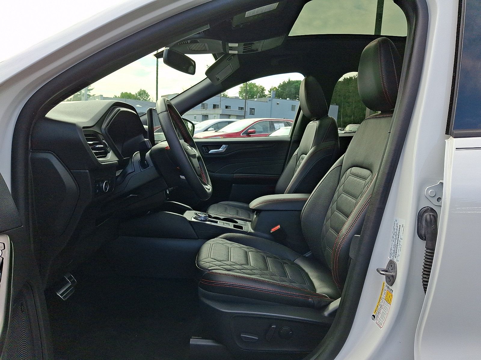 Certified 2024 Ford Escape ST-Line Elite w/ Premium Technology Package AWD/4WD image 14