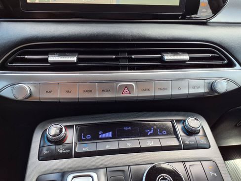 Used 2021 Hyundai Palisade SEL w/ Premium Package FWD image 24