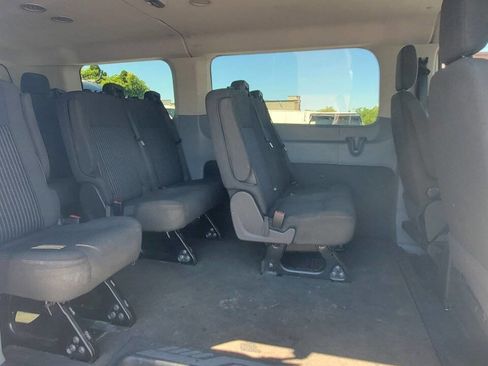 Used 2015 Ford Transit 150 XLT RWD image 26