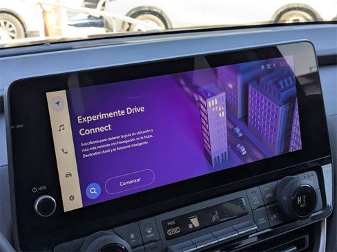 Used 2025 Toyota Grand Highlander AWD image 23