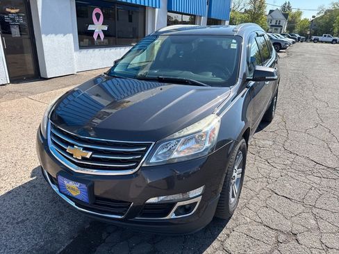 Used 2016 Chevrolet Traverse LT AWD/4WD image 3