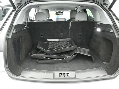 Certified 2022 Lincoln Corsair Standard w/ Equipment Group 101A image 24