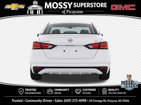 Used 2024 Nissan Altima 2.5 SV FWD image 9