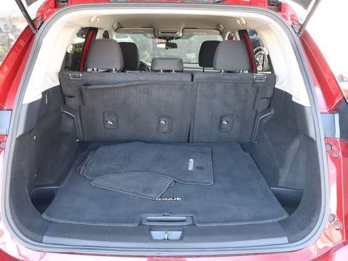 Used 2024 Nissan Rogue S FWD image 38