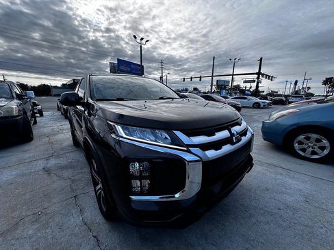 Used 2020 Mitsubishi Outlander Sport ES FWD image 3