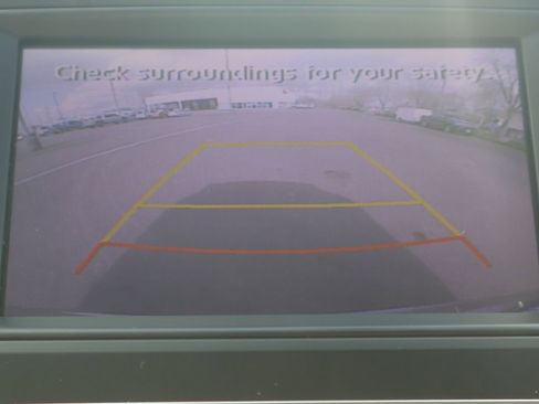 Used 2018 Hyundai Santa Fe Sport image 16