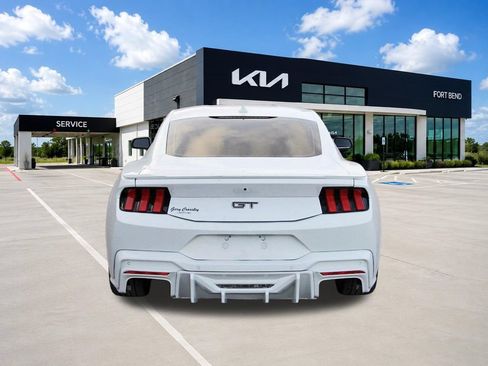 Used 2024 Ford Mustang GT Premium RWD image 6
