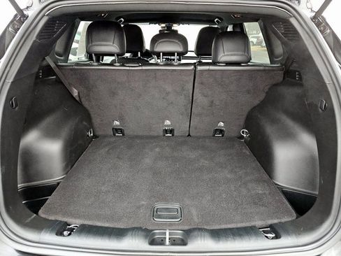 Used 2024 Jeep Compass Latitude image 22