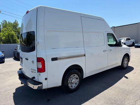 Used 2012 Nissan NV 2500 SV w/ Side Curtain Airbag Pkg RWD image 22