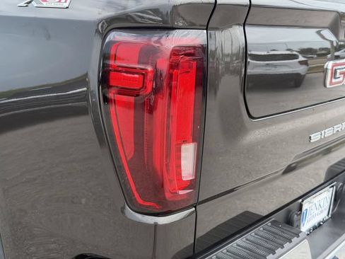 Used 2021 GMC Sierra 1500 SLT w/ SLT Premium Plus Package AWD/4WD image 36