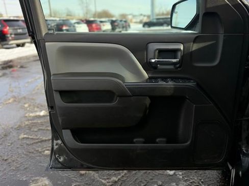 Used 2018 Chevrolet Silverado 1500 W/T image 11