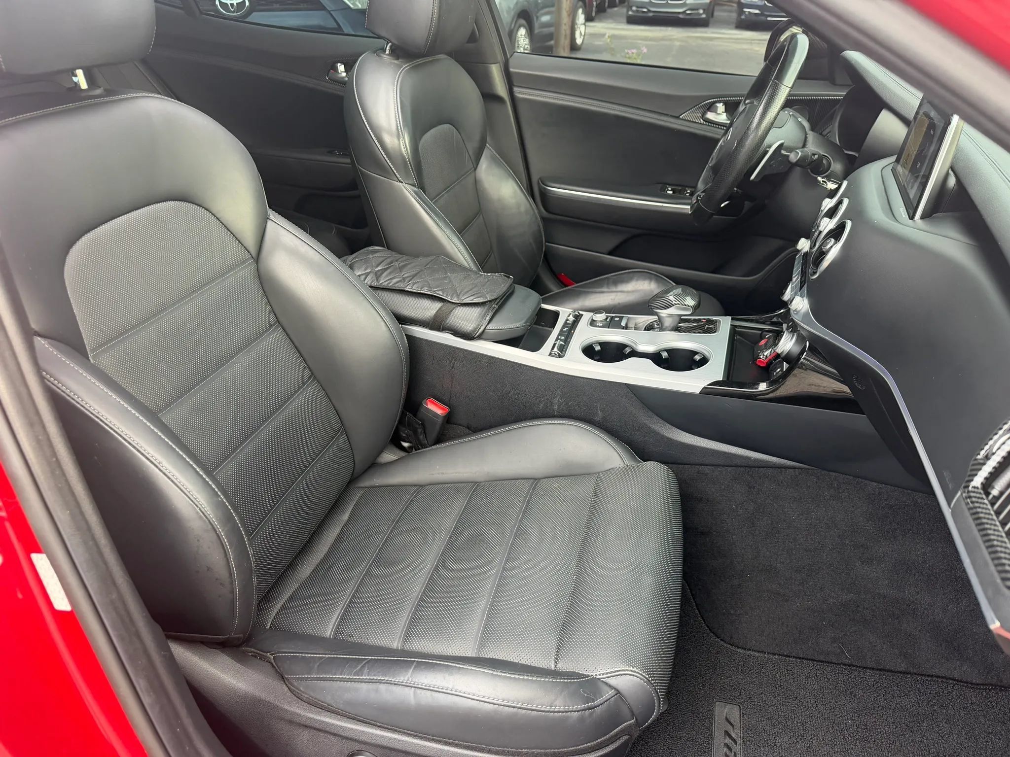 Used 2018 Kia Stinger GT2 AWD/4WD image 11