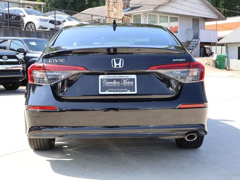 Used 2022 Honda Civic Sport image 5
