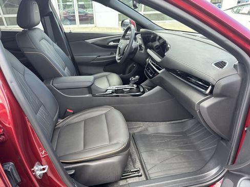 Certified 2025 Buick Envista Avenir image 26