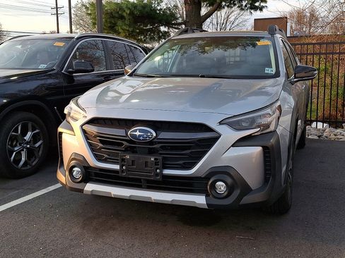 Used 2024 Subaru Outback Limited image 2