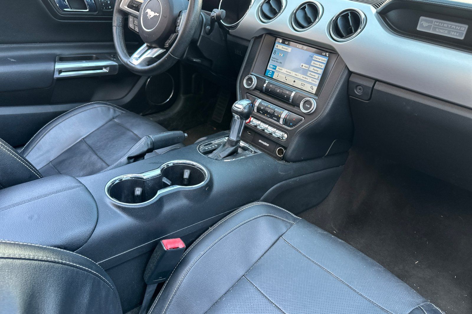 Used 2017 Ford Mustang GT Premium w/ Equipment Group 401A RWD image 19