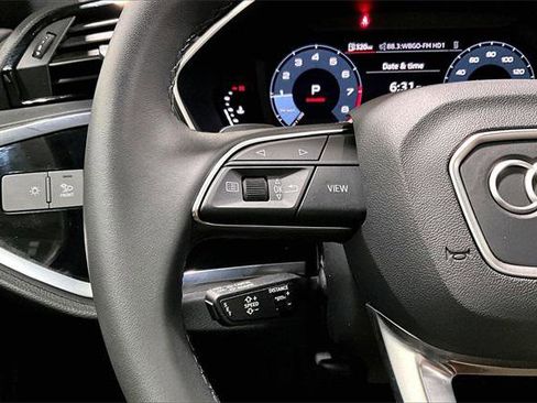 Certified 2025 Audi Q3 2.0T Premium w/ Convenience Package image 19