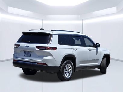 Used 2023 Jeep Grand Cherokee L Laredo