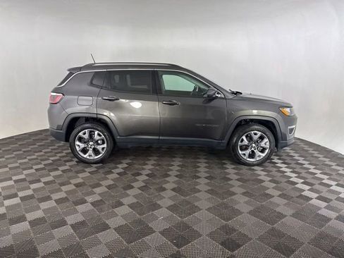 Used 2019 Jeep Compass Limited image 5