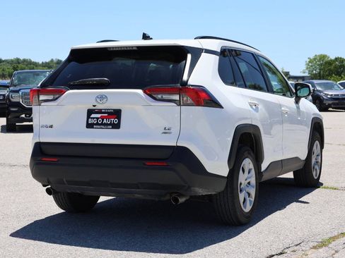 Used 2019 Toyota RAV4 LE AWD/4WD image 9