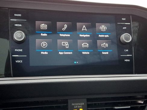 Certified 2021 Volkswagen Jetta SEL Premium image 17