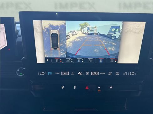Used 2025 GMC Hummer EV 2X AWD/4WD image 28