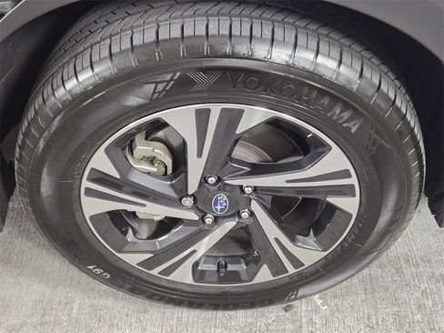 Used 2024 Subaru Crosstrek 2.0i Premium w/ Popular Package #4 image 10