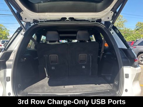 Used 2023 Jeep Grand Cherokee L Laredo AWD/4WD image 18