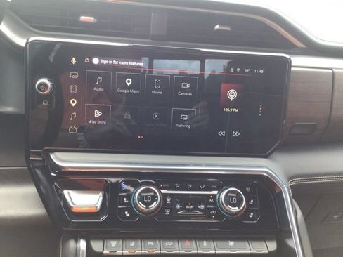 Used 2025 GMC Sierra 3500 Denali Ultimate AWD/4WD image 15