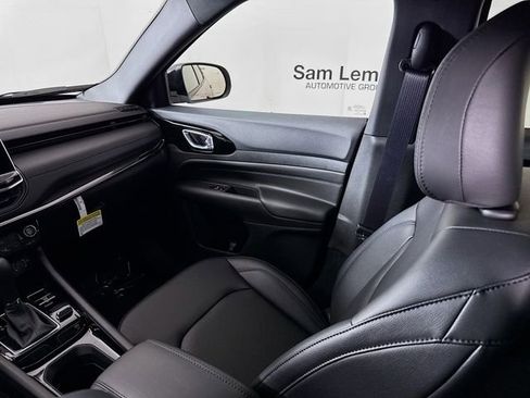 New 2026 Jeep Compass Limited image 21