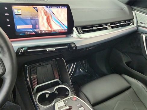 Used 2025 BMW X2 xDrive28i image 43