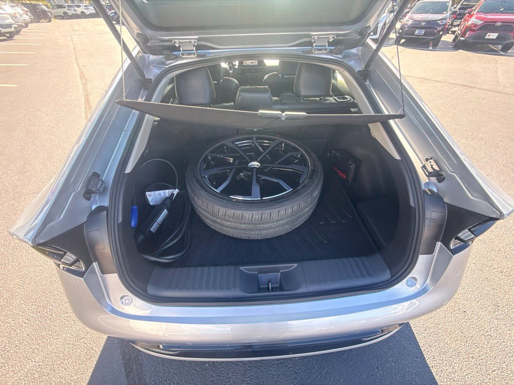 Used 2023 Toyota Prius Prime FWD image 17