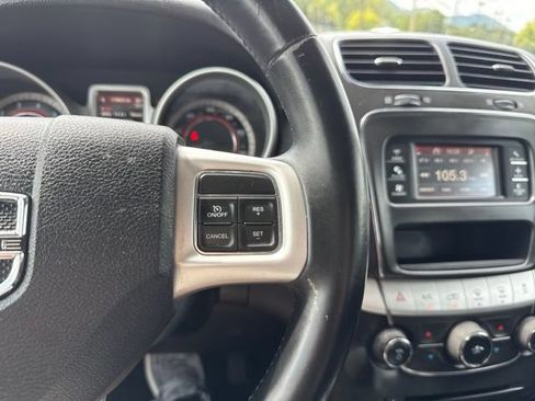 Used 2018 Dodge Journey SE w/ Popular Equipment Group FWD image 21