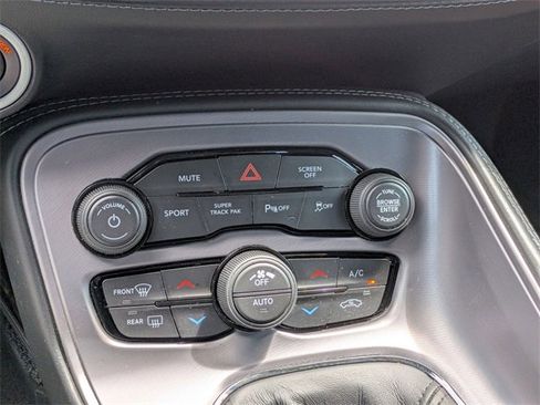 Used 2023 Dodge Challenger R/T w/ Plus Package image 21