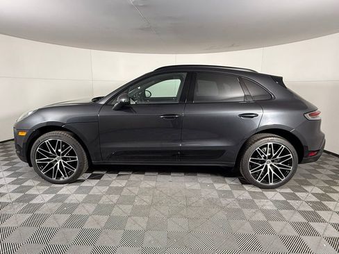 New 2026 Porsche Macan image 2