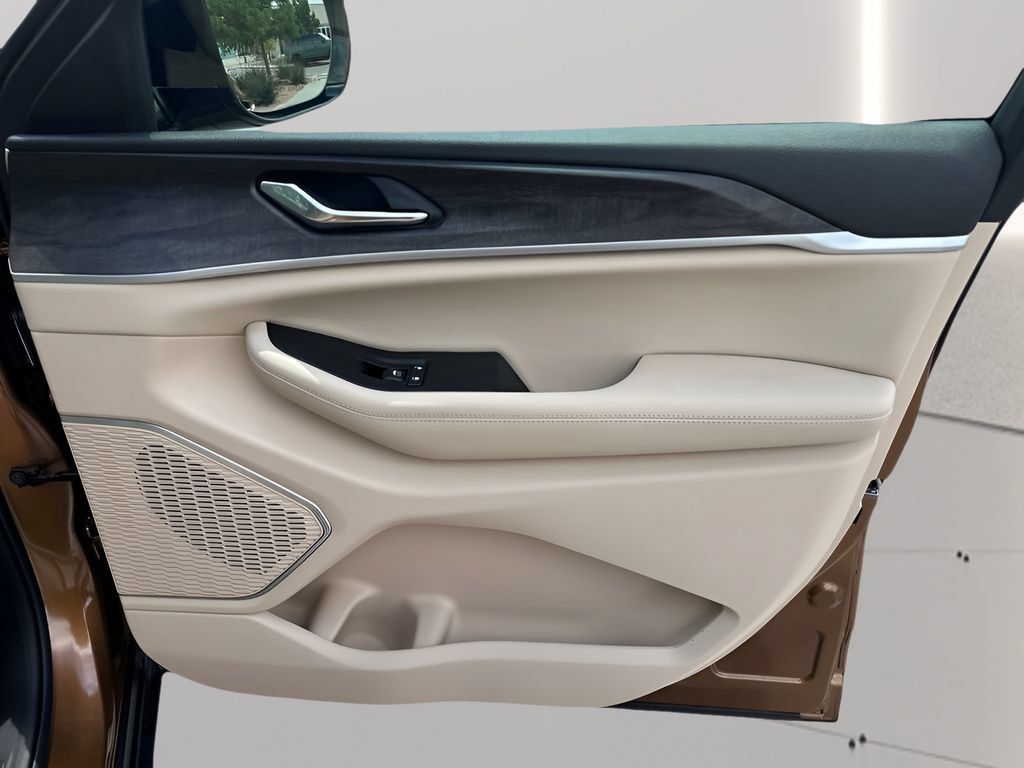 New 2026 Jeep Grand Cherokee Limited RWD image 35
