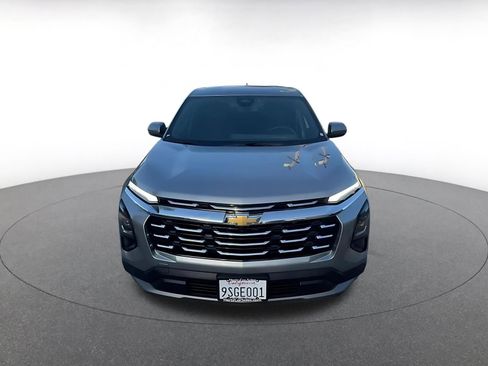 Used 2025 Chevrolet Equinox LT image 4
