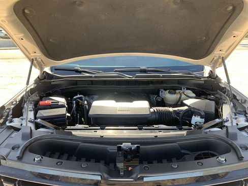 Used 2022 Chevrolet Suburban LT image 28