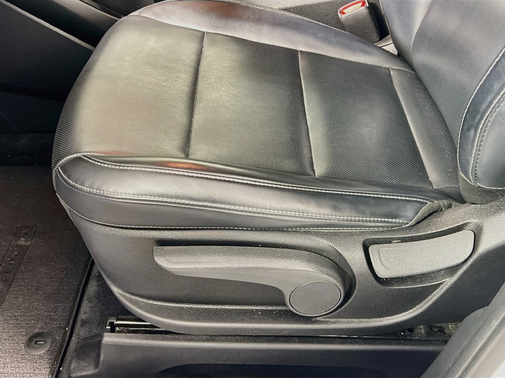 Certified 2022 Kia Telluride LX FWD image 12