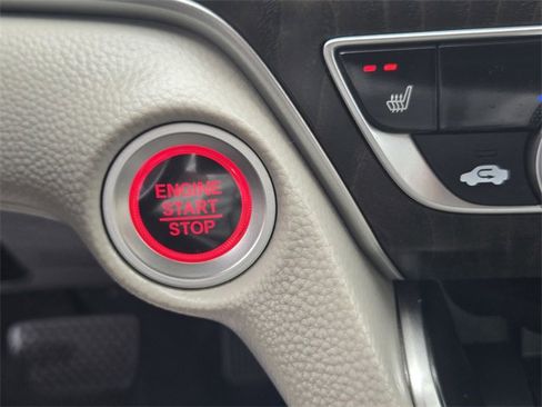 Used 2018 Honda Accord EX image 19