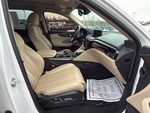 Used 2023 Acura MDX SH-AWD w/ Advance Package image 16