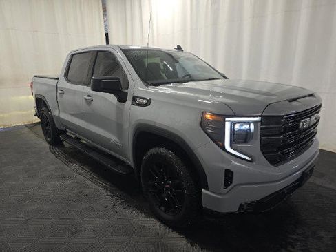 Used 2024 GMC Sierra 1500 Elevation w/ LPO, Elevation Black Package AWD/4WD image 3